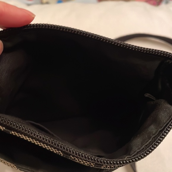 Coach black signature print cross body bag - pre owned used condition - Picture 3 of 4